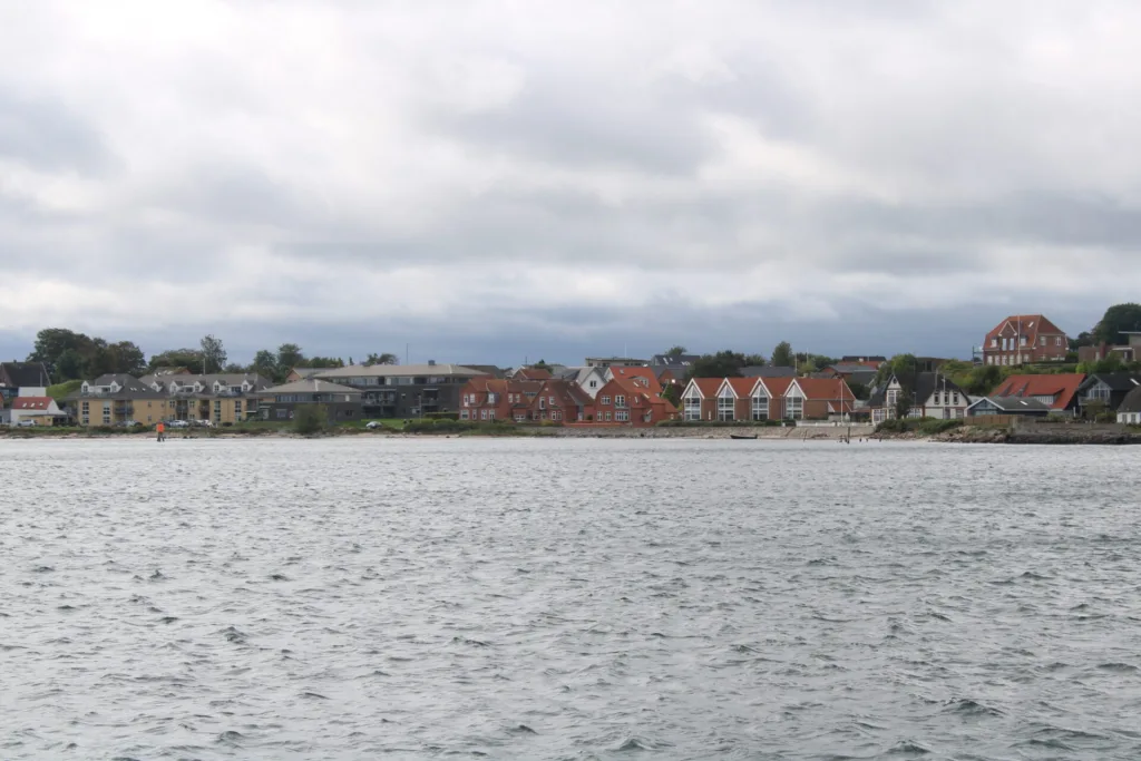 Blick auf das Wasser vom Schloss Sonderburg aus